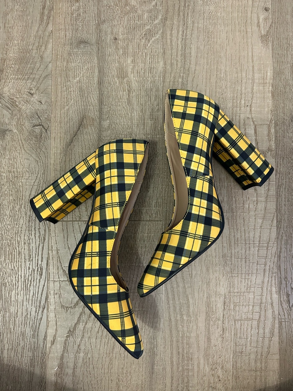 JustFab Yellow and Black Plaid Block Heel Pumps